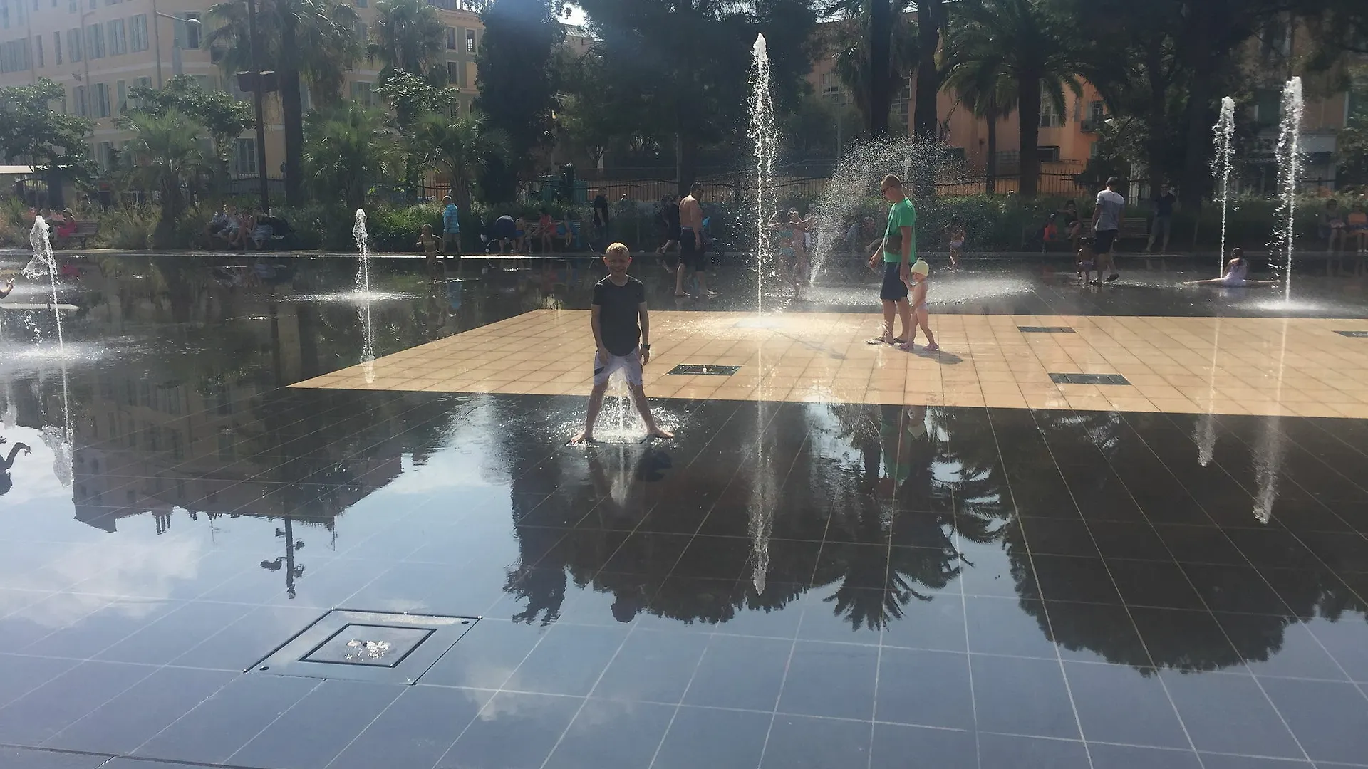 Stay In The Heart Of Nice