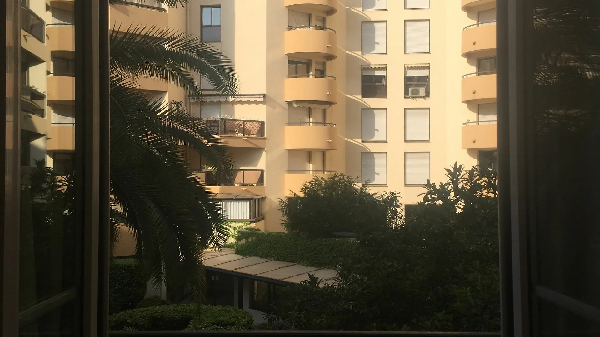 Apartment Stay In The Heart Of Nice